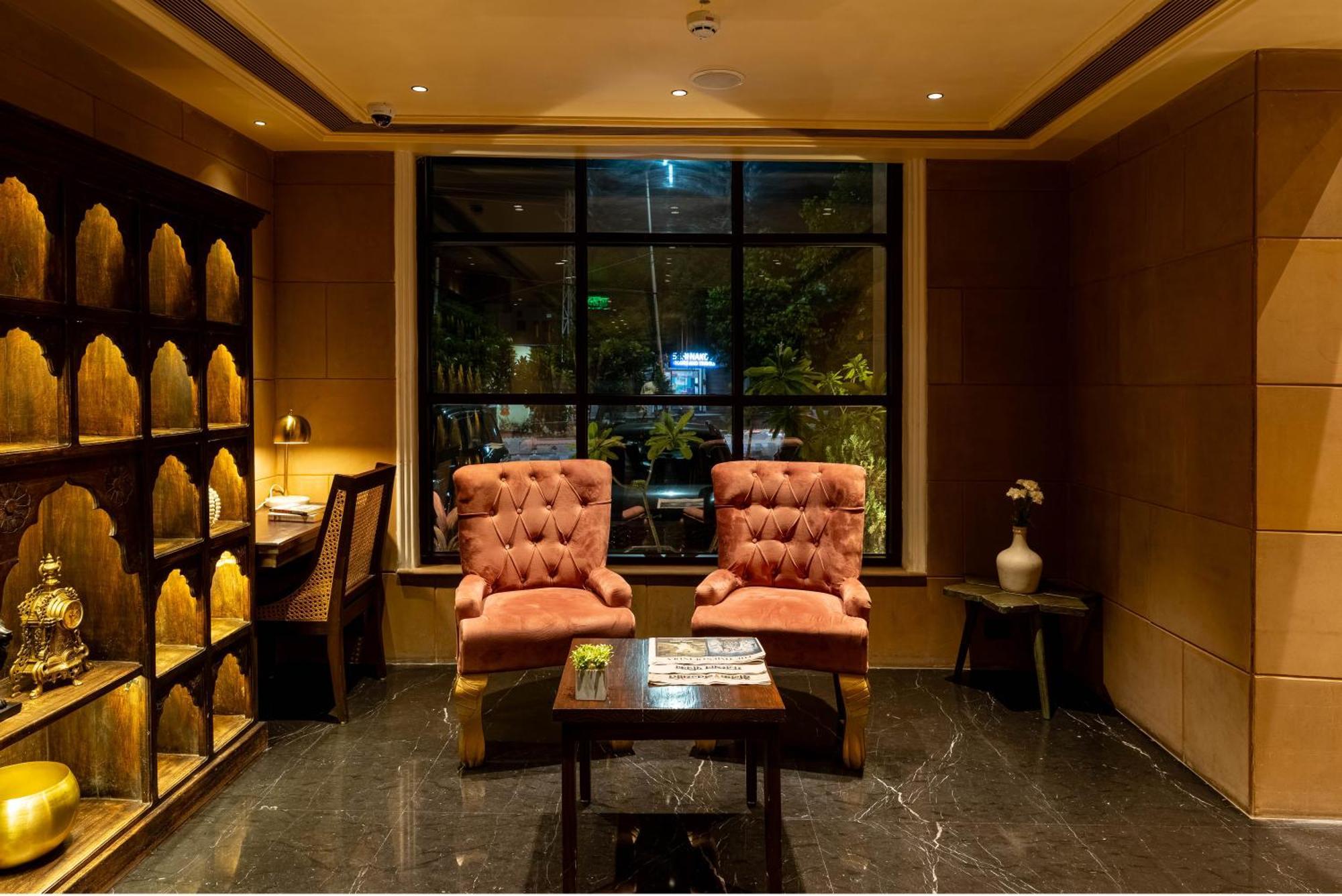 Historia Royal Hotel Udaipur Luaran gambar