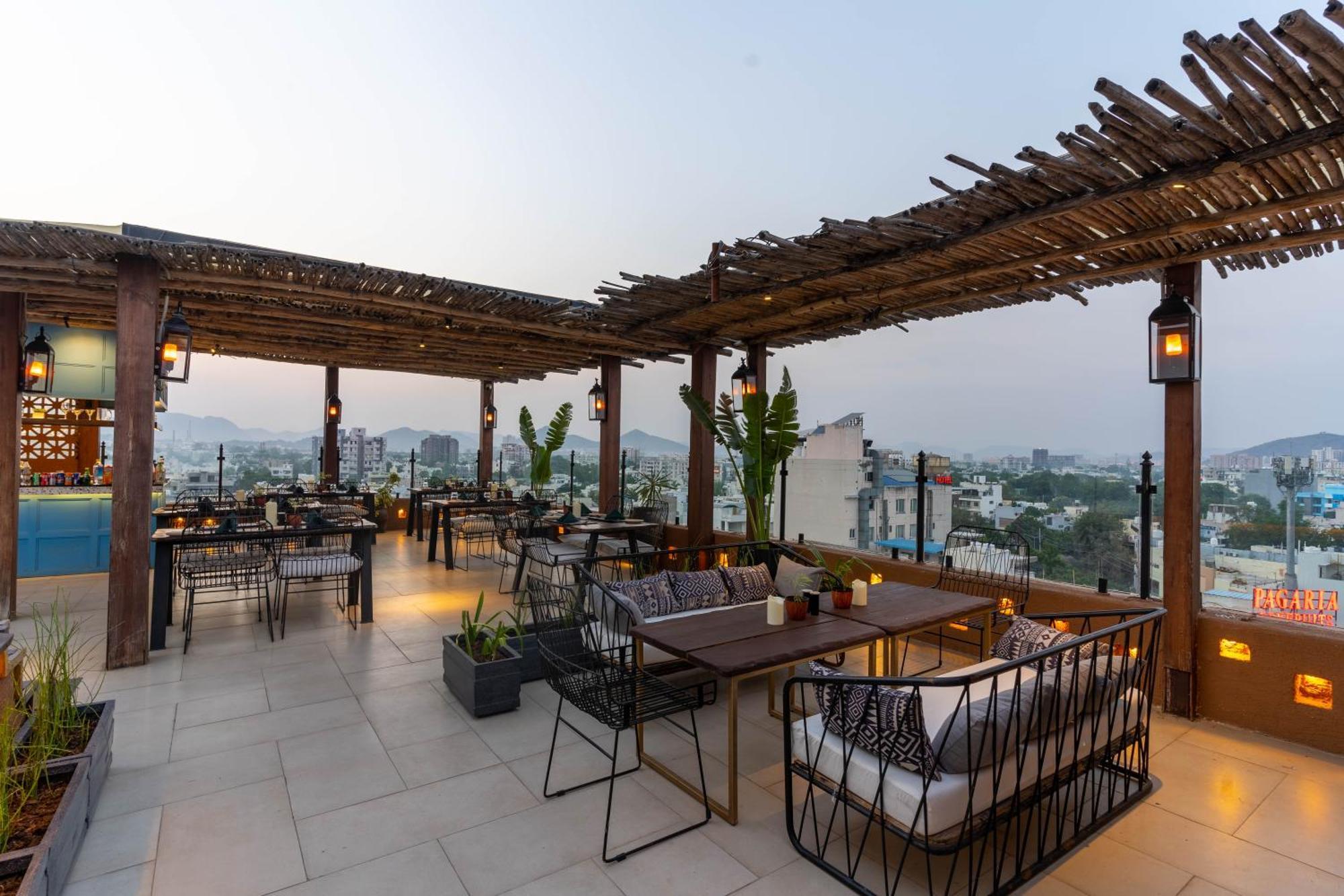 Historia Royal Hotel Udaipur Luaran gambar