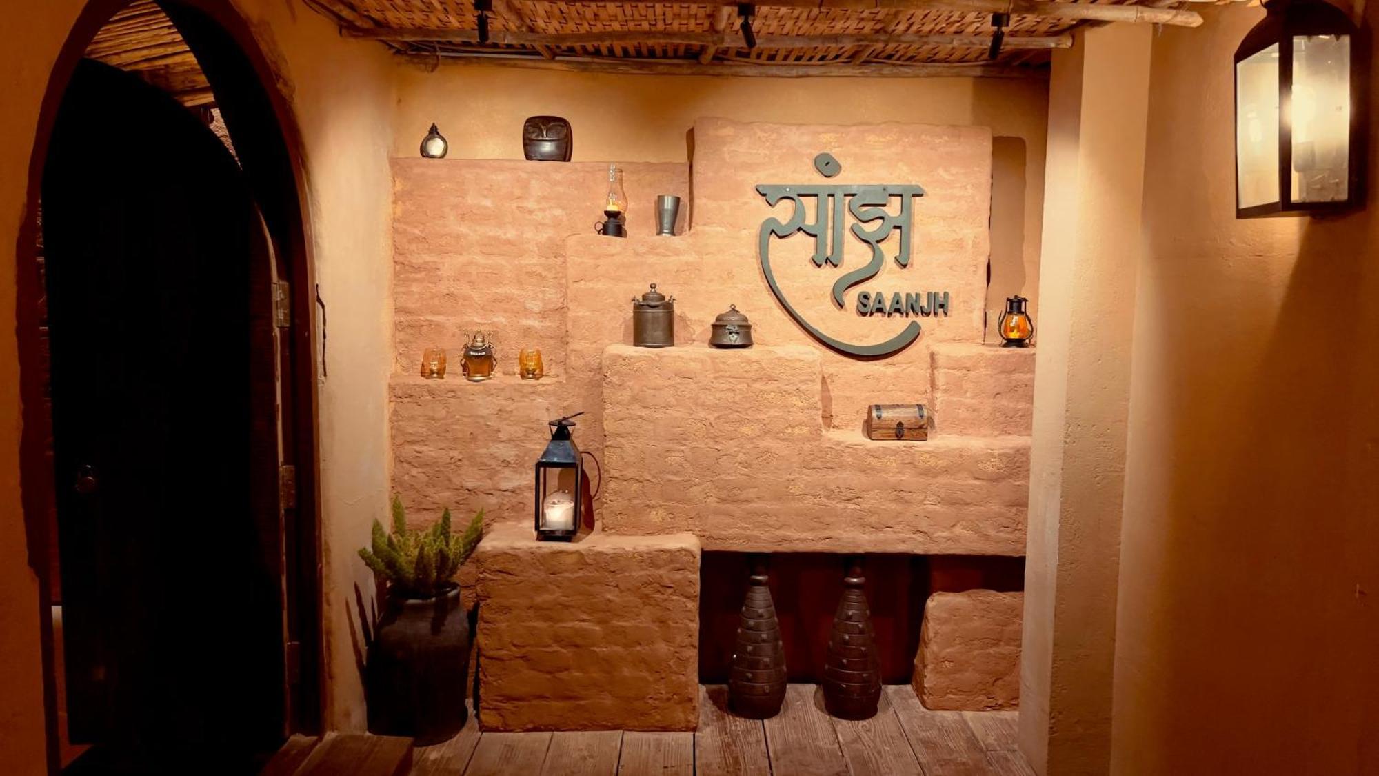Historia Royal Hotel Udaipur Luaran gambar