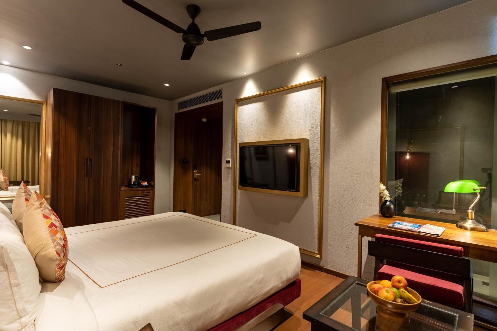 Historia Royal Hotel Udaipur Luaran gambar